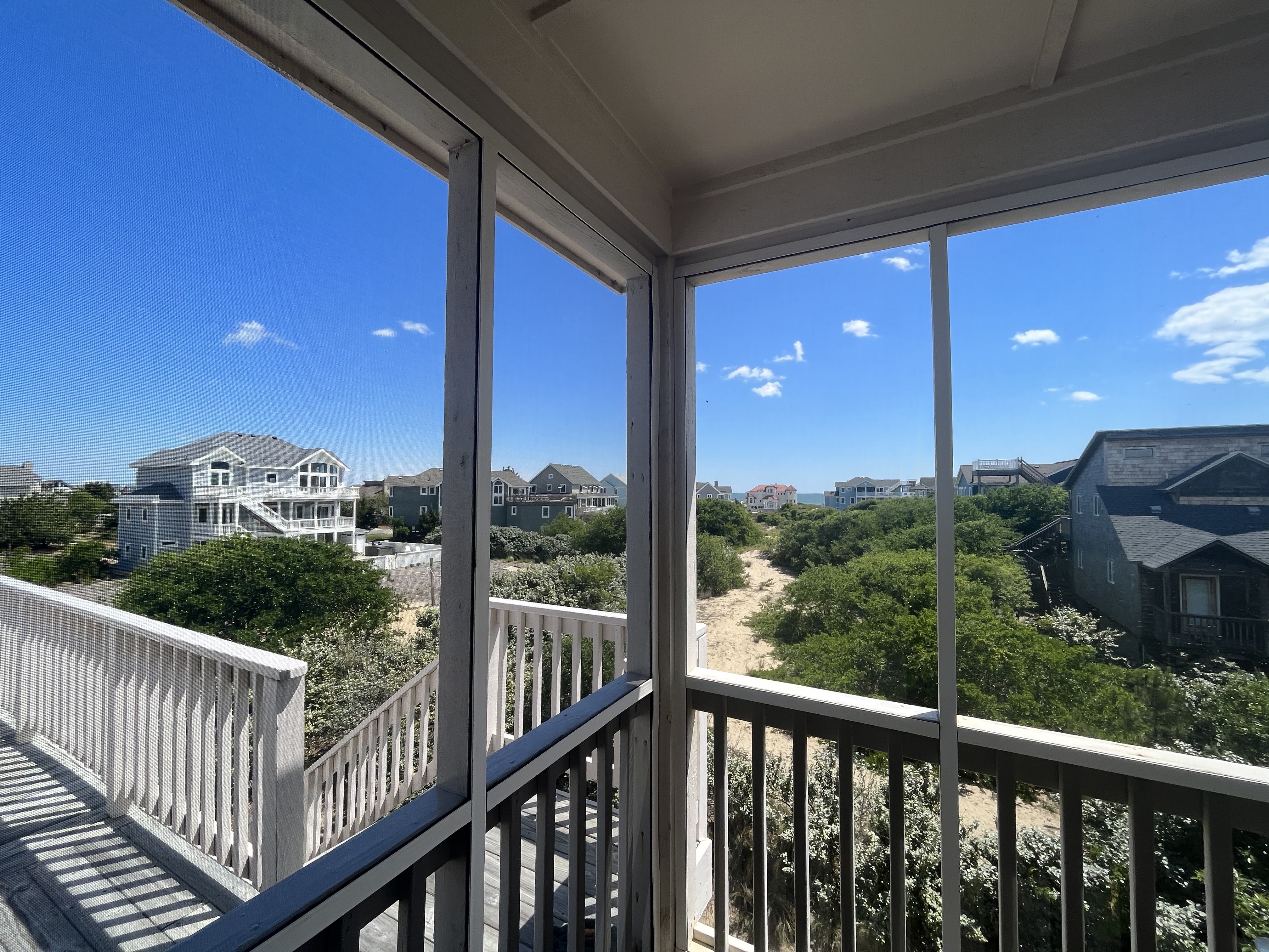 Screen repair to Porch